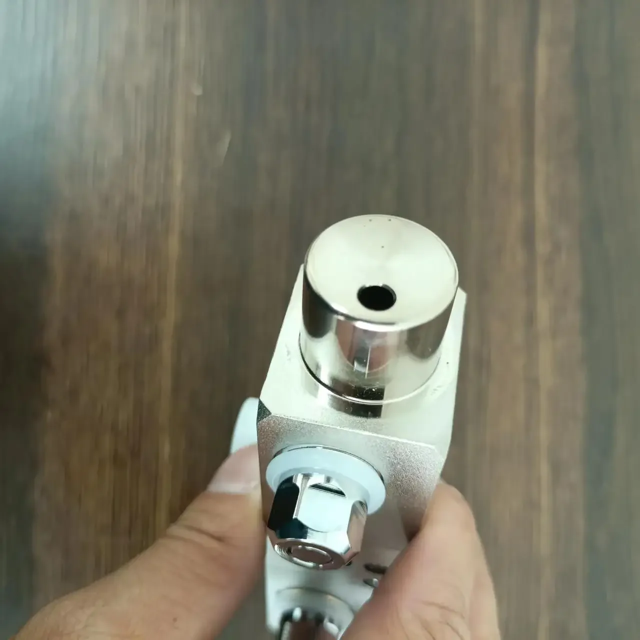 Backbar for Isoflurane Vaporizer Seletetac  Backbar Sevoflurane Vaporizer Mounting Block for Vet