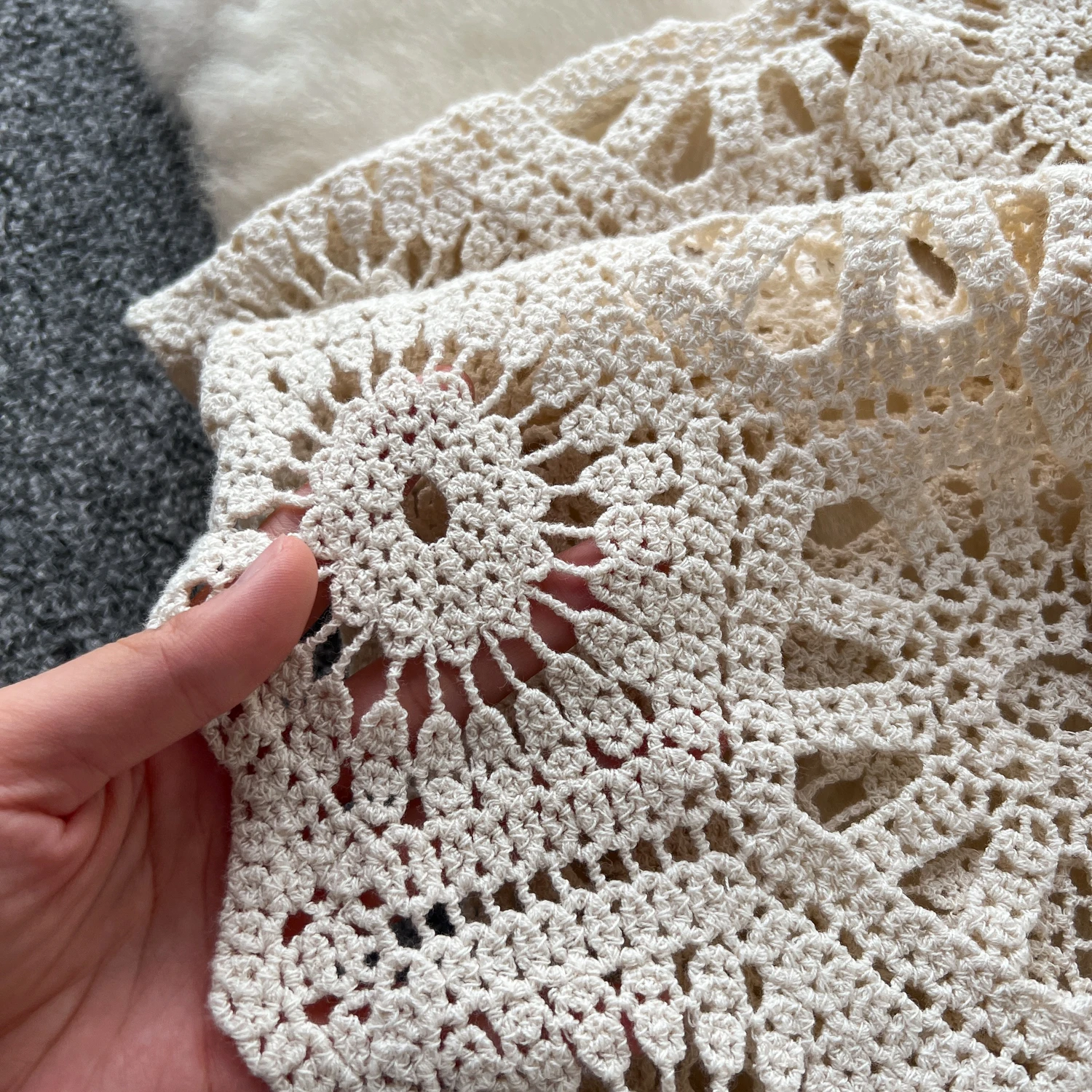 2025年春夏ビーチバケーション用、女性向けボヘミアンケープ風ロング丈日焼け止めニットカーディガン