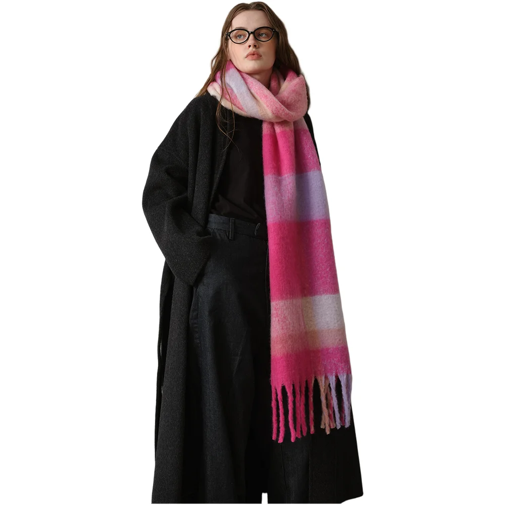 Women\'s Winter Plaid Scarf in Thick Polyester Knit for Styling as Wrap Shawl or Neck Scarf with Long Fringed Ends