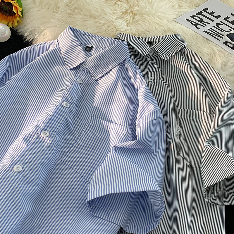 

2024 New England Men's Shirt Advanced Luxury Stripe Drape Shirt Long Sleeve Contrast Hidden Button Loose Casual Inner Shirt Q44