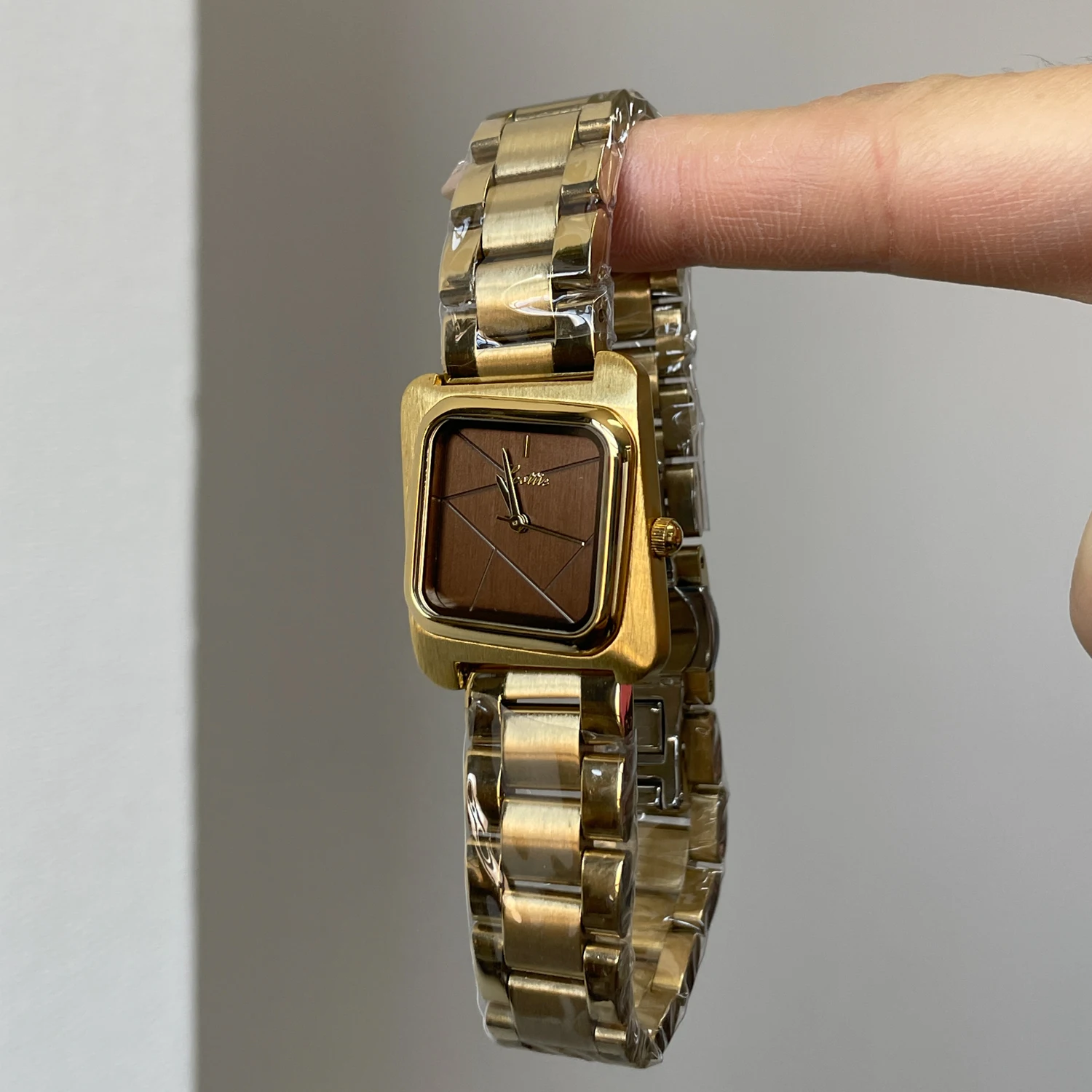 Gold-Plated Vintage Watches High-Quality Antique Bracelet Watches Collectible Artistic Design Premium Quartz Wristwatches