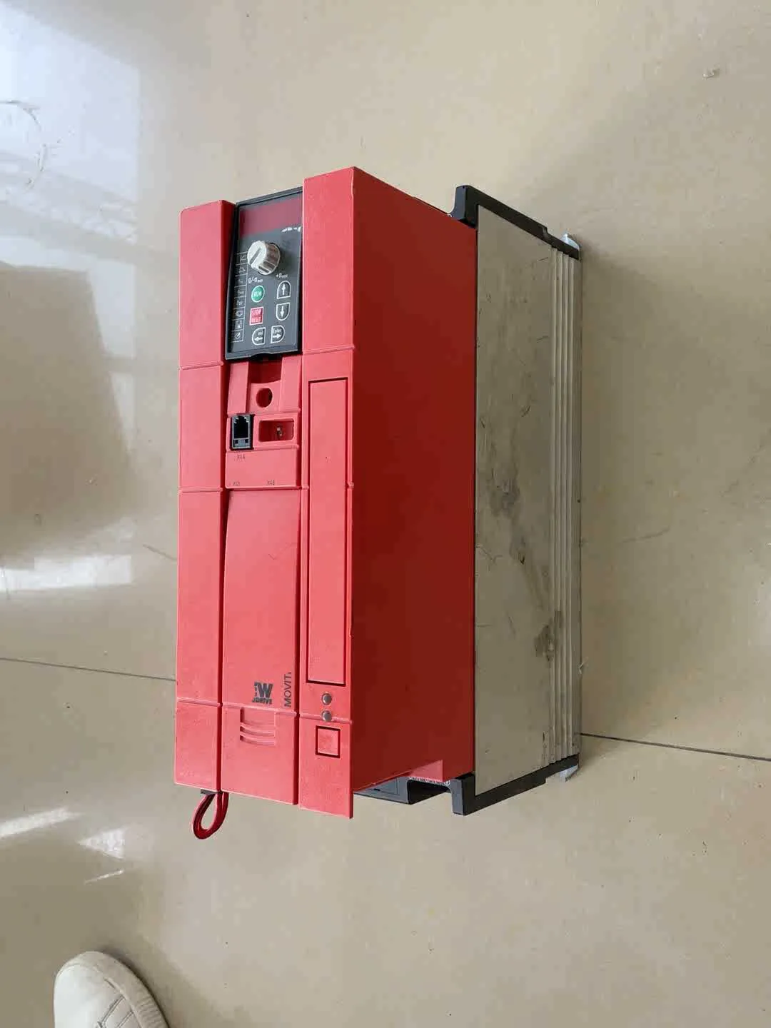 MDX60A0054-5A3-4-00 MC07B0055-5A3-4-00 العاكس للخياطة