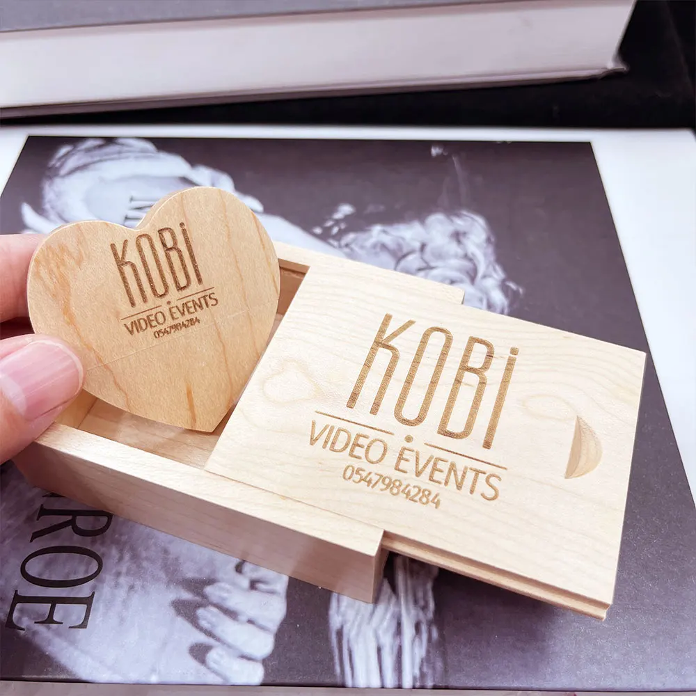 Flashdisk Kayu Walnut Bentuk Hati + Kotak Hadiah, Logo Custom Gratis, Pendrive Kreatif 8GB 16GB 32GB 64GB Memory Stick U Disk 2.0