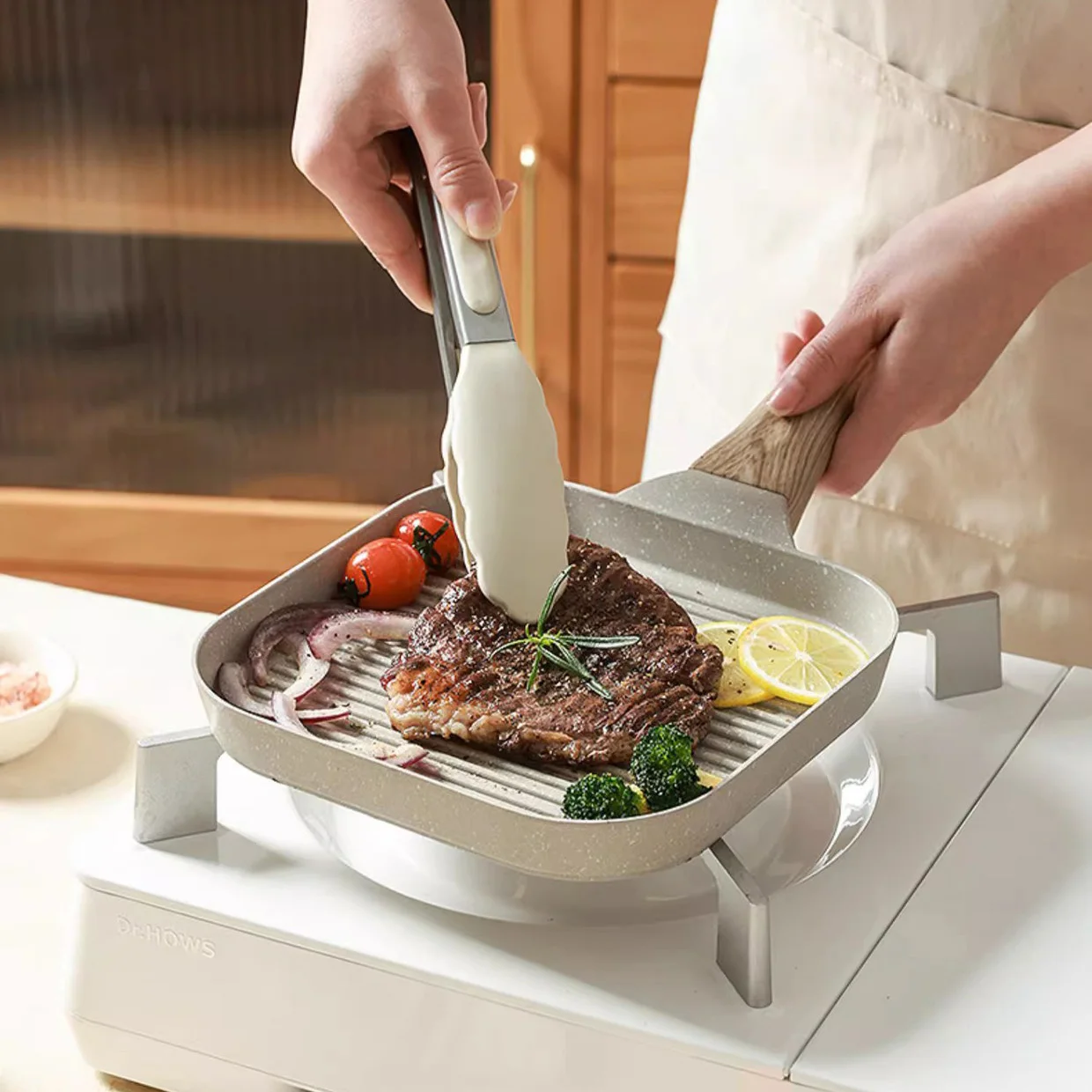 1/3/4-Hole Frying Pot Pan Thickened Omelet Pan Non-stick Egg Pancake Steak Pan Cooking Egg Ham Pans Breakfast Maker Cookware Pan