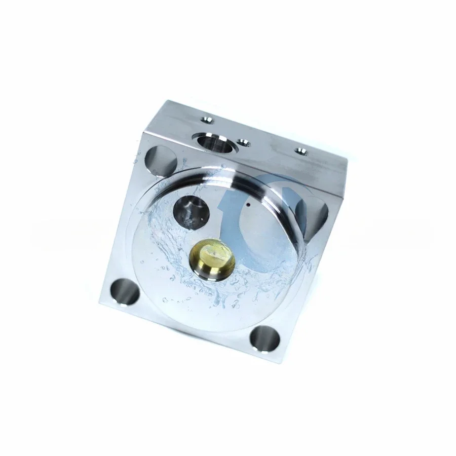 60K Water Cutting Oil Cylinder End Cover 007303-1 Water Jet High-pressure Oil Cylinder End Cover 130007 Square Cover