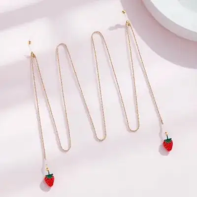 

1 pc Stylish Funny Reading Decoration Chain Glasses Chain Metal Nonslip Necklace Pendant For Sunglasses Reading Glasses (Golden)
