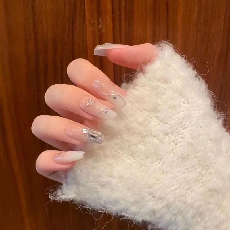 24 piezas Press On Nails diseño remolino con perlas juego uñas postizas para mujeres