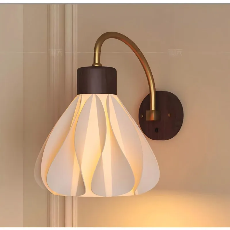 

Французские винтажные ретро ореховые кремовые светодиодные настенные светильники для внутреннего прохода, коридора, прихожей, лестницы, спальни, столовой, светильники