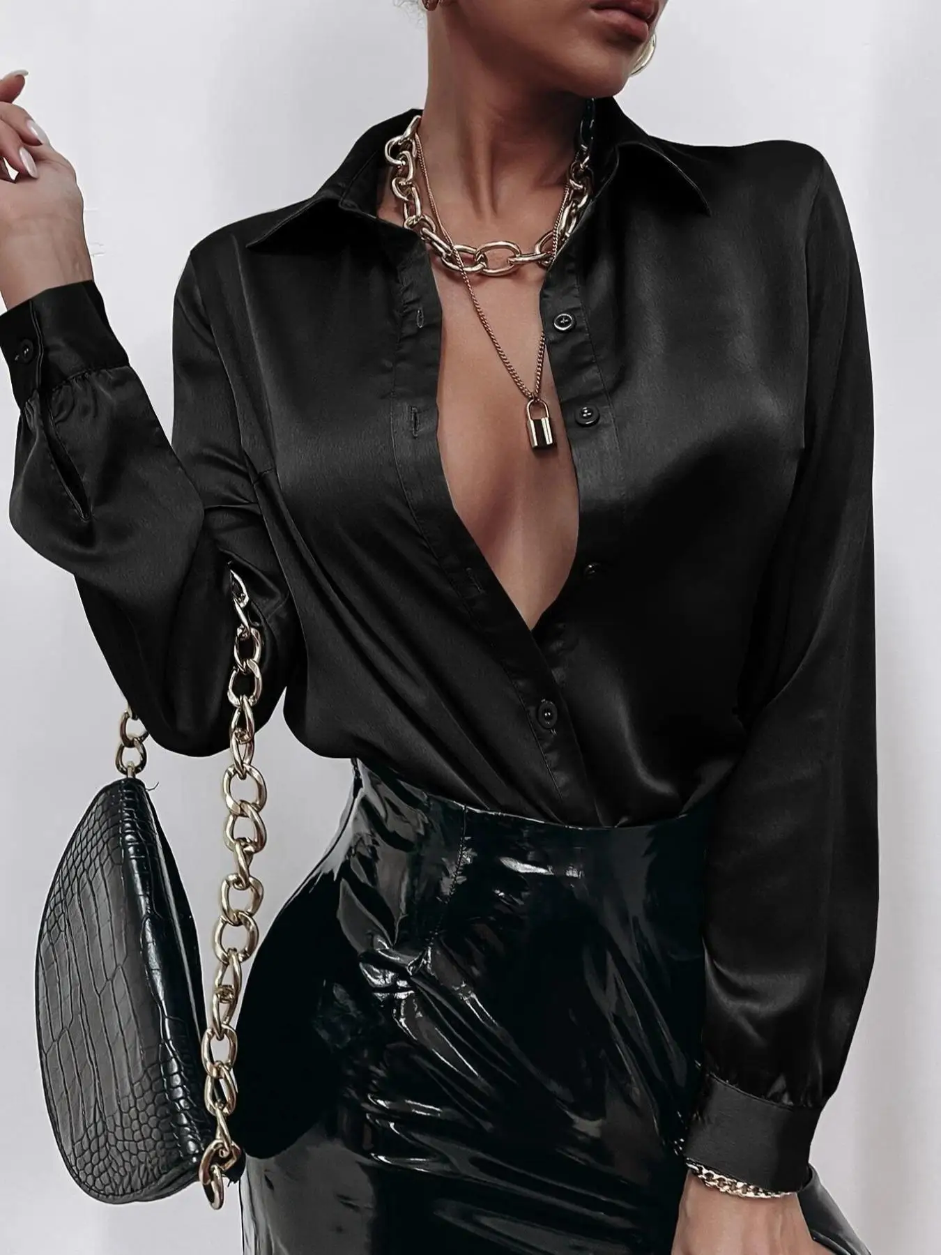 Nouvelle chemise élégante ample en satin pour femme, collection automne 2026, en soie simulée, à manches longues, col en V, couleur unie, pour femmes