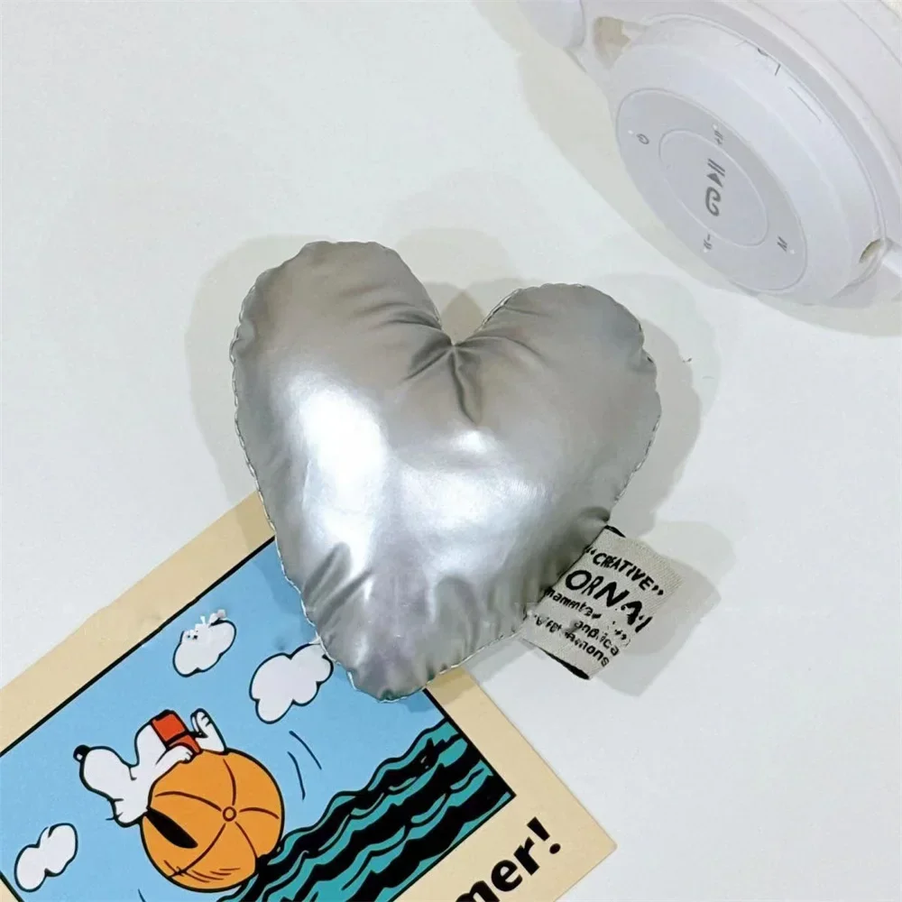 Ins Korea 3D Silver Love Heart For Magsafe Magnetic Phone Stand For Phone Foldable Wireless Charging Case Holder