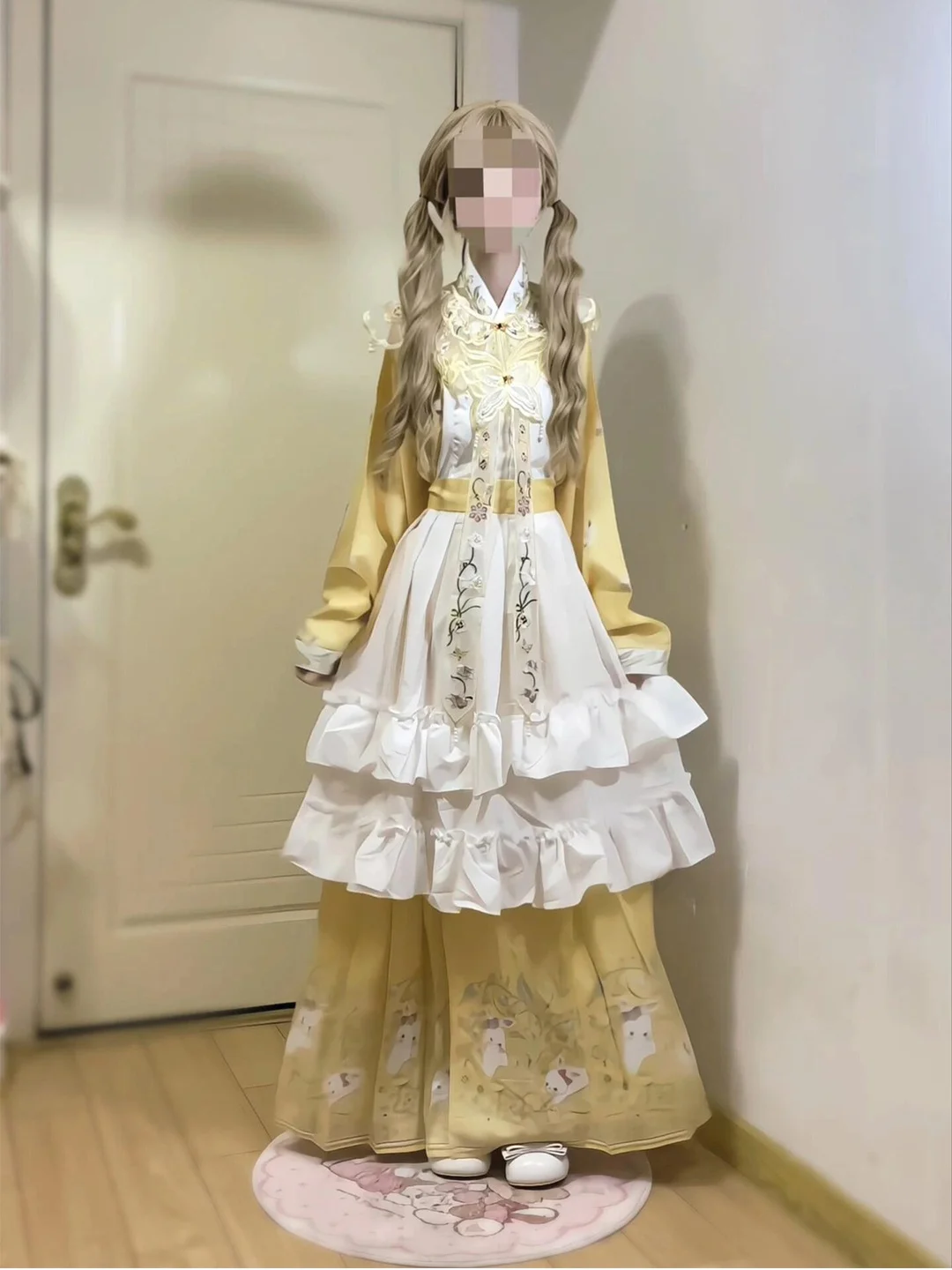 Yellow Hanbok Lolita Embroidered Cloud Shoulder  Mandarin Collar Pipa Sleeve Ma Face Skirt Women's Traditional Chine...
