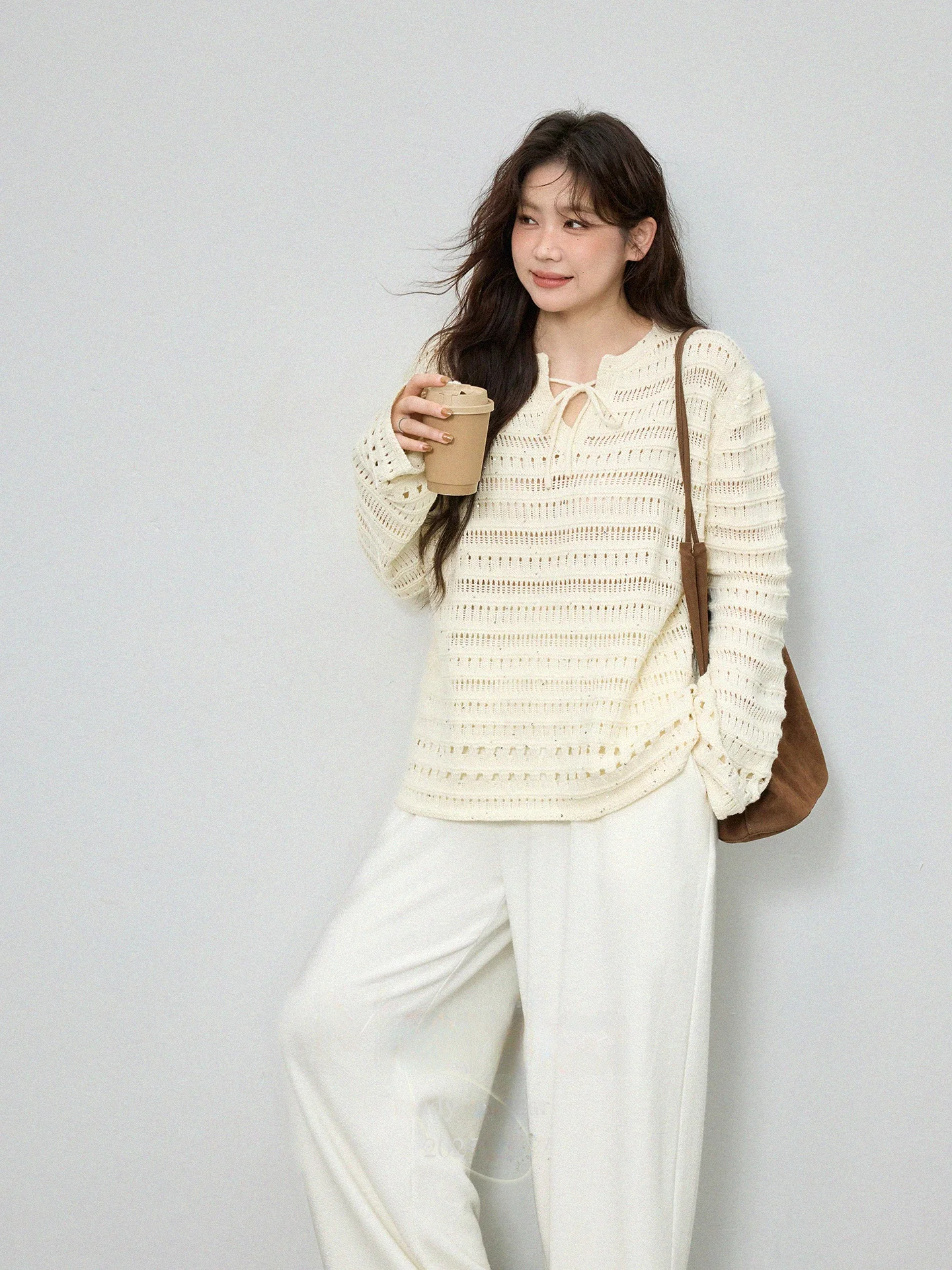 

Женский вязаный топ больших размеров с вырезами, на поясе, свободного кроя, стройнящий, блестящий, с длинными рукавами, из полиэфирного волокна