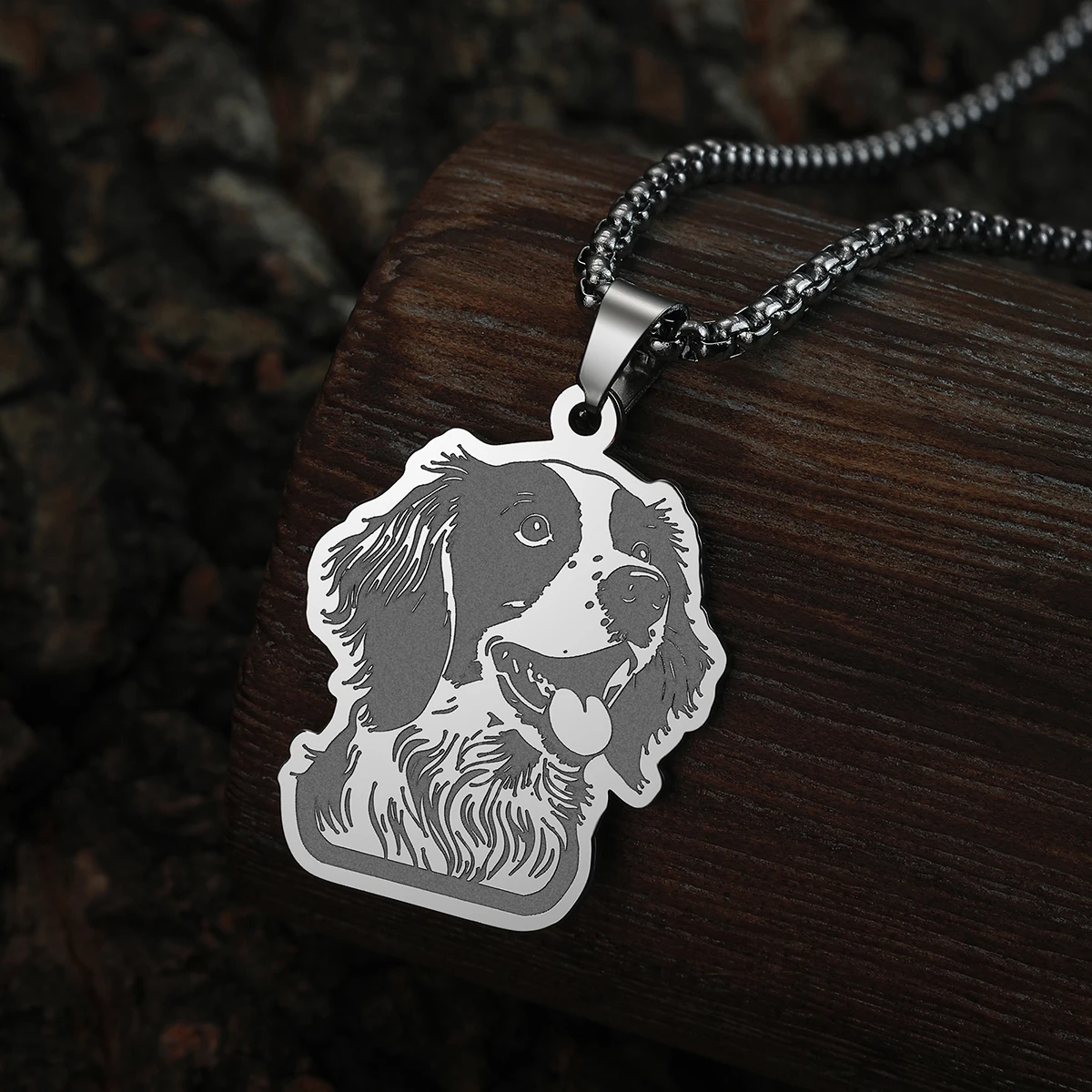 Chandler Stainless Steel Cartoon Brittany Spaniel  Necklace Pendant Unique Jewelry Animal Charm Birthday Party Chain Choker