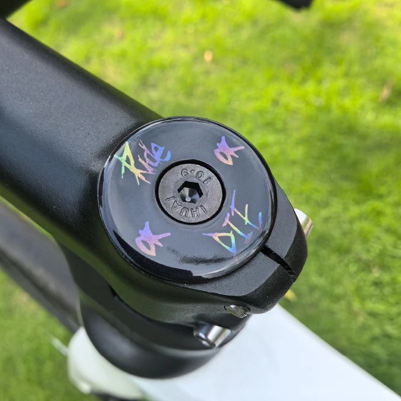 ركوب أو يموت دراجة سماعة الغطاء العلوي ث/M6 * 35 مللي متر ينطبق على 28.6 مللي متر الجبهة شوكة سبائك الألومنيوم الجذعية الغطاء العلوي نمط الجمجمة