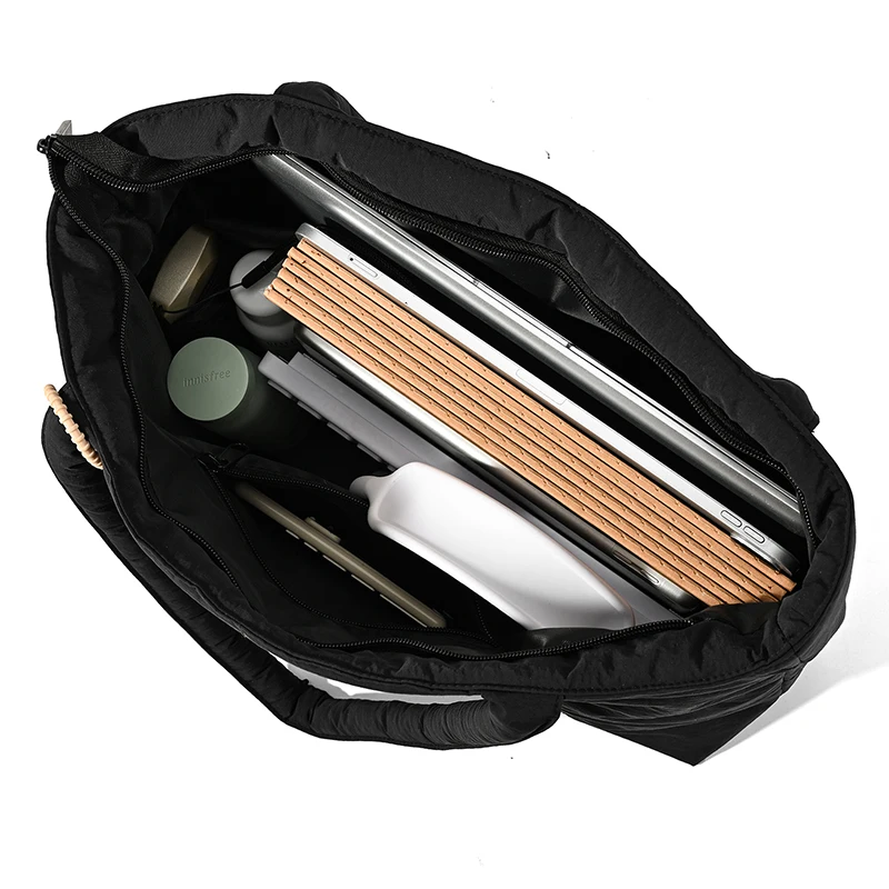 حقيبة كتف نسائية جديدة أنيقة وغير رسمية ذات سعة كبيرة مع تصميم بسيط بلون سادة وحقيبة تحت الإبط #6