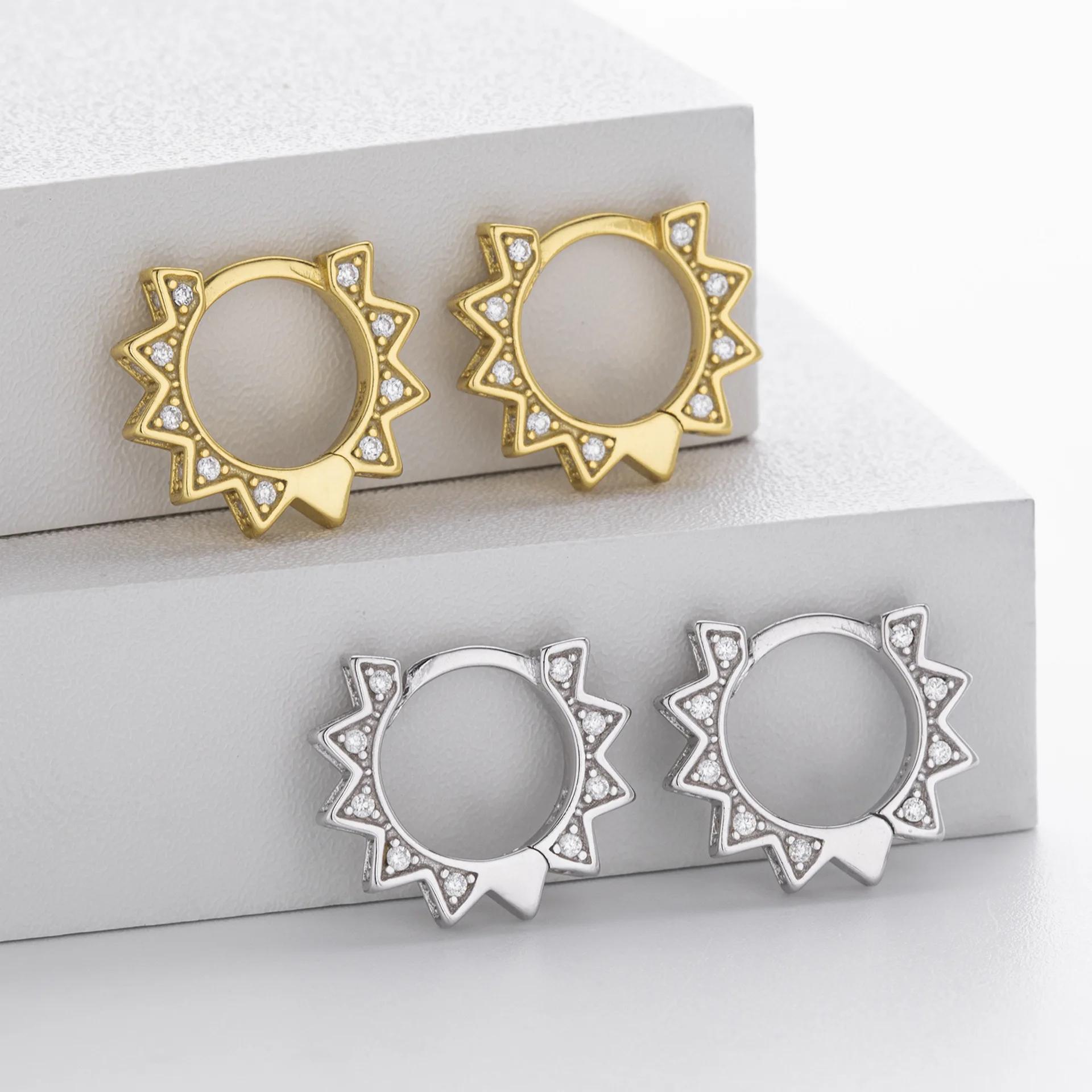 Withered Jewelry Earrings Women's Earrings Ear Cuffs S925 Pure Silver Ear Buckle With Zirconium Gear Earrings