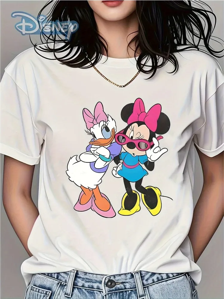 

Disney Womens Daisy Duck Graphic T-Shirt Casual Short Sleeve Cotton Top with Fun Geometric Print Loose Crew Neck Summer Clothing