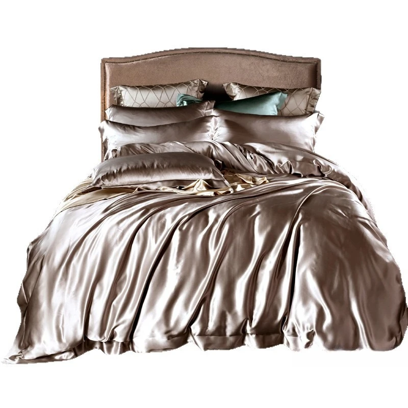 

Silk four-piece set, solid color universal in all seasons