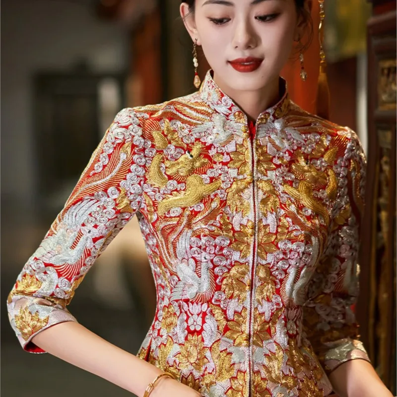 새로운 수 놓은 가운 드래곤 피닉스 결혼식 중국어 럭셔리 드레스