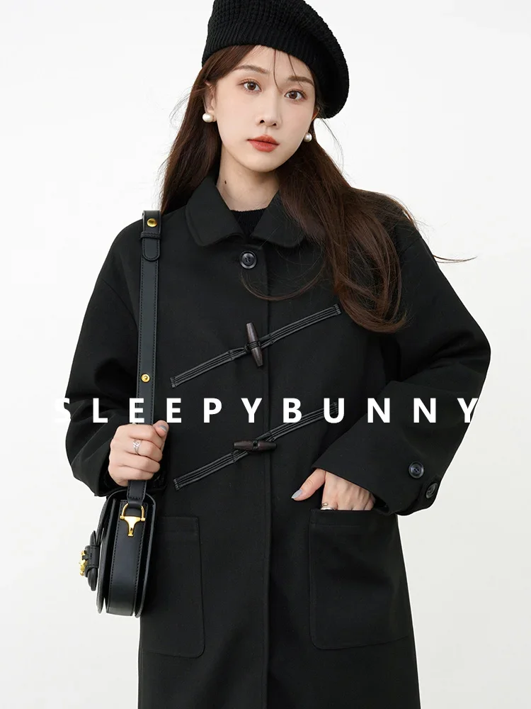 

Hepburn Style Black Wool Duffle Coat Women Horn Button Closure Classic Chic Elegant Overcoat for 2024 Autumn and Winter Fashion