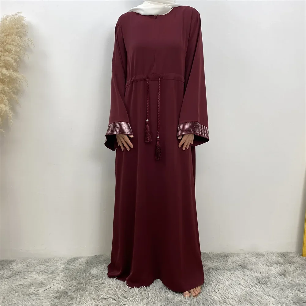 

Women's Diamond Splicing Lace-Up Middle Eastern Muslim Fashion Dress with Pocket Robe Abaya Loose