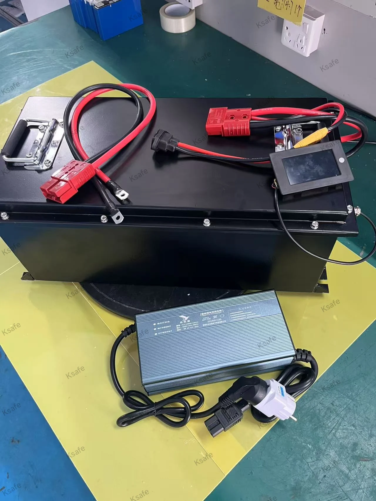 Mais baixo 48V 60V 72V 150Ah Lifepo4 Bateria inteligente 30Ah 50Ah 100Ah 200Ah Pacote de alta capacidade para scooter E-Mobility