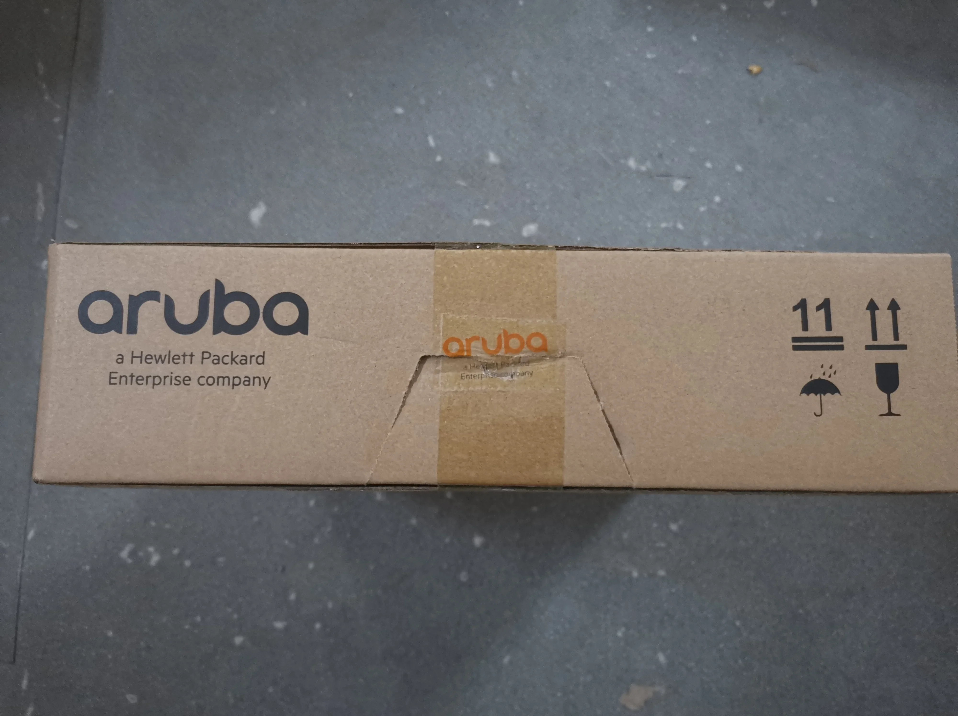 Hpe Aruba 6000 48g Class 4 4sfp 370w PoE network switch R8N85A
