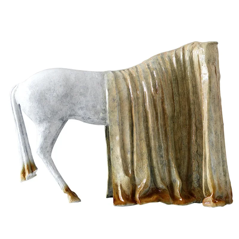 

Creative abstraction, new Chinese horse sculpture, metal decorative ornament at the entrance
