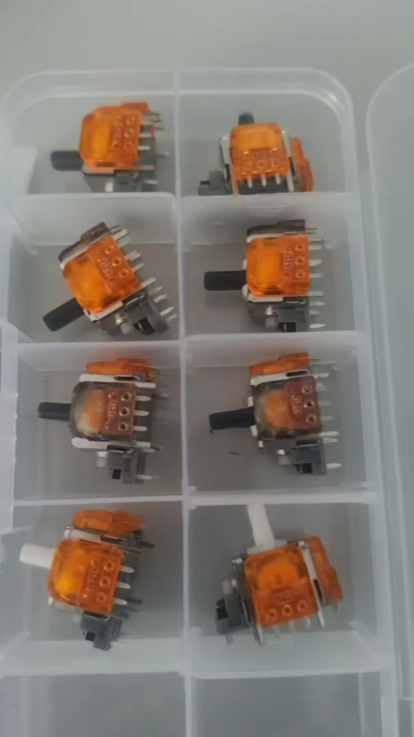 Substituição de joysticks eletromagnéticos TMR para controlador DualSense PS5