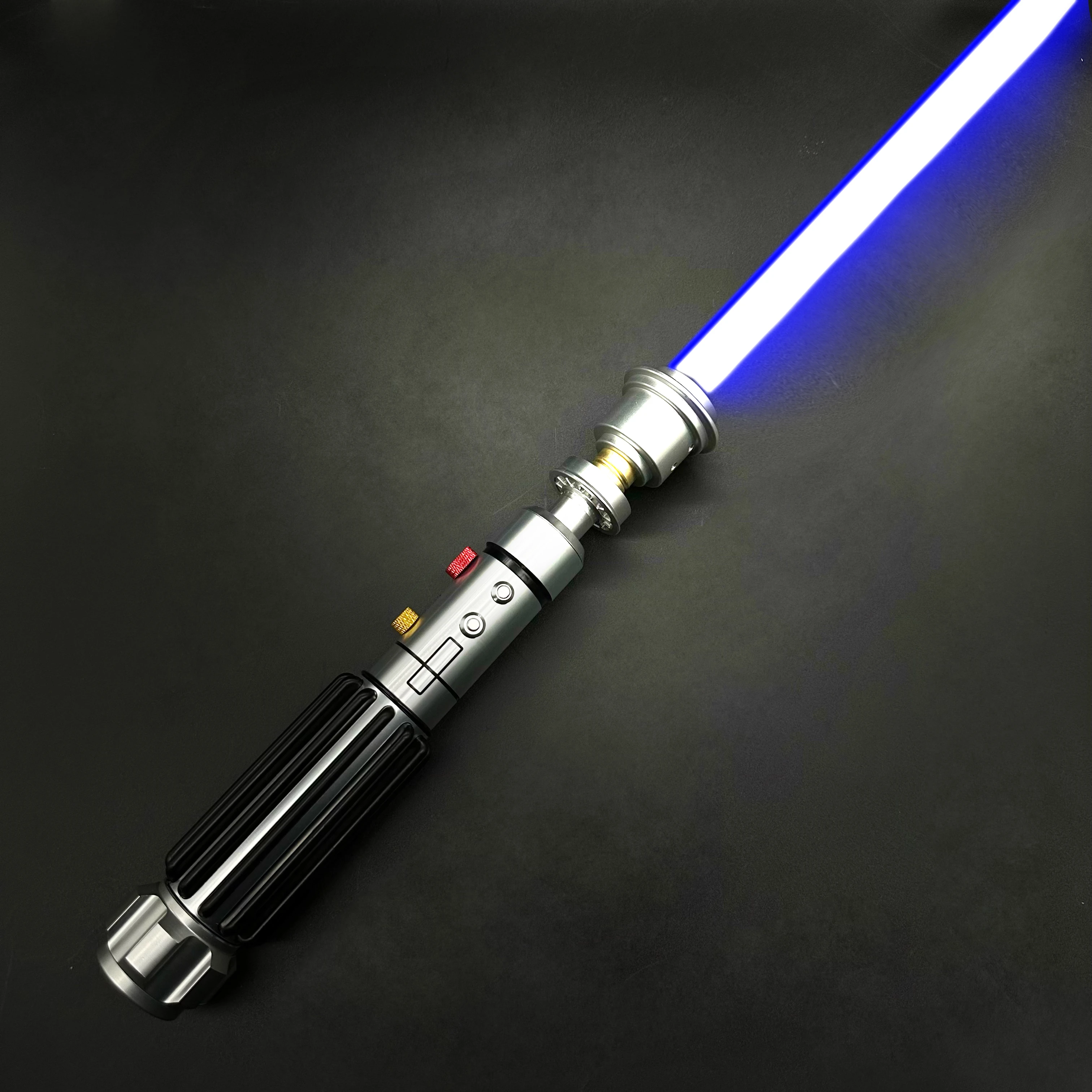 Lightsaber XT4 Neopixel Gevoelige Smooth Swing Metal Heavy Dueling RGB Pixel Blade Speelgoed Cosplay Game Movie Prop