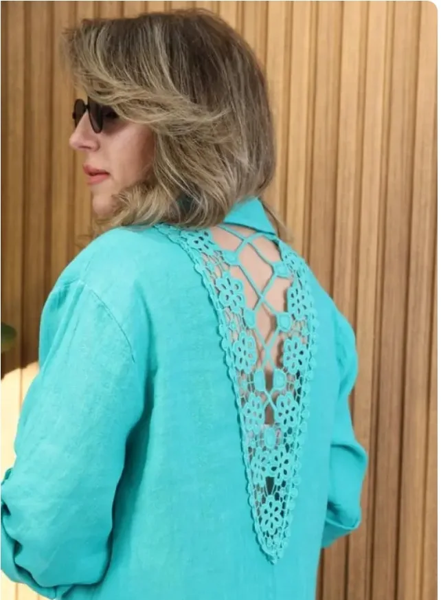 ชุดสตรี 2025 สบายเสื้ออารมณ์เดินทางคอยาว Hollow หลวมเสื้อยืดผู้หญิงเสื้อผ้า