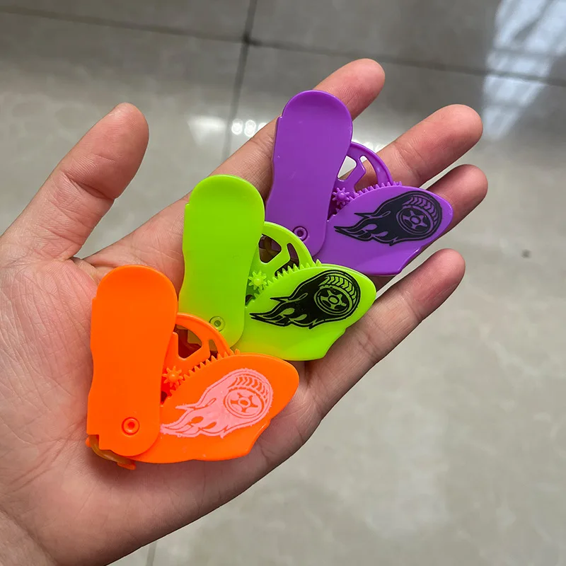 5PCS Bambini Dito Fionda Lancio Contro Gyro Proiettile Bucking Terra Tornitura Desktop Alleviare Lo Stress Giocattoli Educativi Regalo