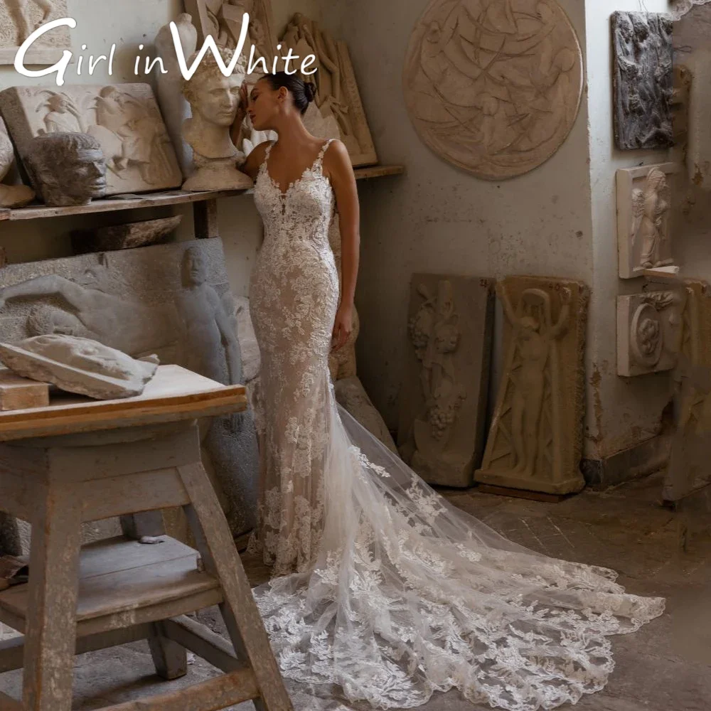 

Customized Spaghetti Straps Wedding Dresses V Neck Mermaid Bridal Gown Lace Appliques Sexy Backless Sweep Train Robe De Mariee