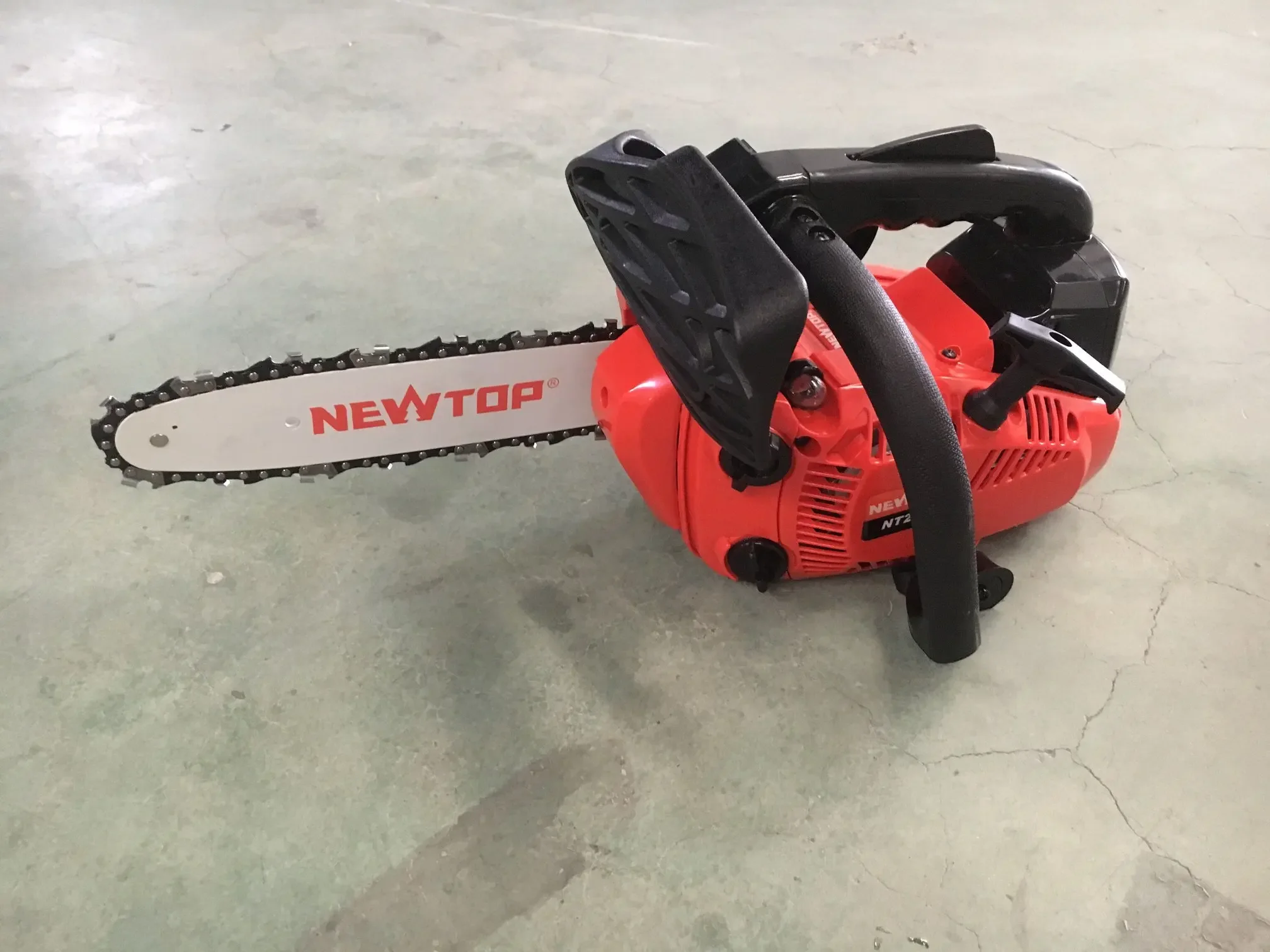 Most Popular in Petrol Chainsaw 2 Stroke  25CC Wood Cutting Machine Chain saw Gasoline