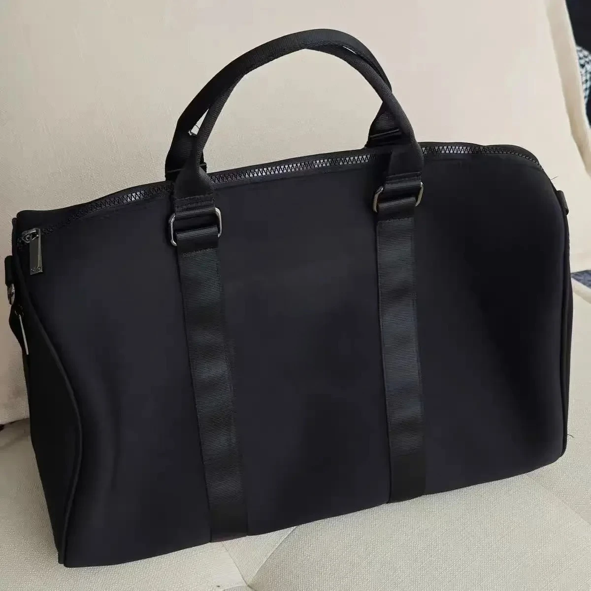 

lo Traverse Duffle Hand Luggage Yoga Sports Bag Side Zip Dry Wet Separation Large Capacity Travel Shoulder Crossbody Bag