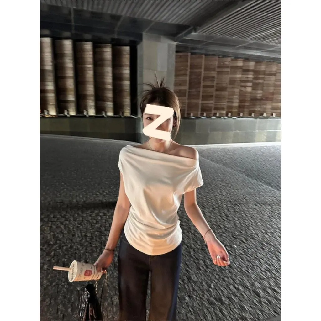 

Modern Summer T-Shirt Women's Casual Breathable Short Sleeve round Neck Graphic Tee