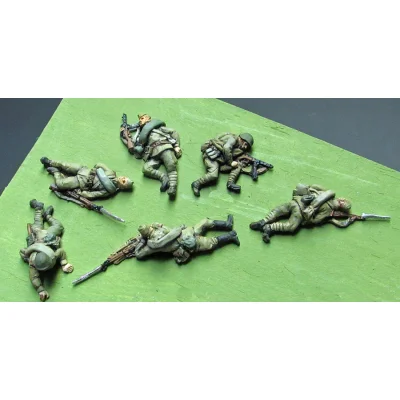 1/72 Scale Die-cast Resin Figure Of The Soviet Soldier Killed In Assembling Kit Without Painting Free Shipping