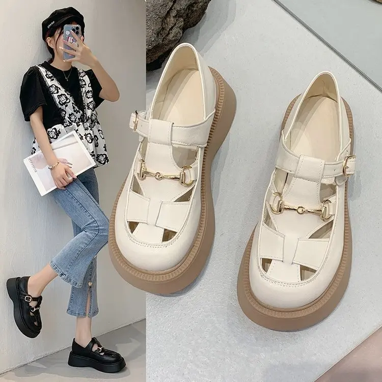 Sandal Platform wanita, Baotou All-in-one versi Korea dari Fashion kasual Muffin meningkatkan Roman Musim Panas 2024