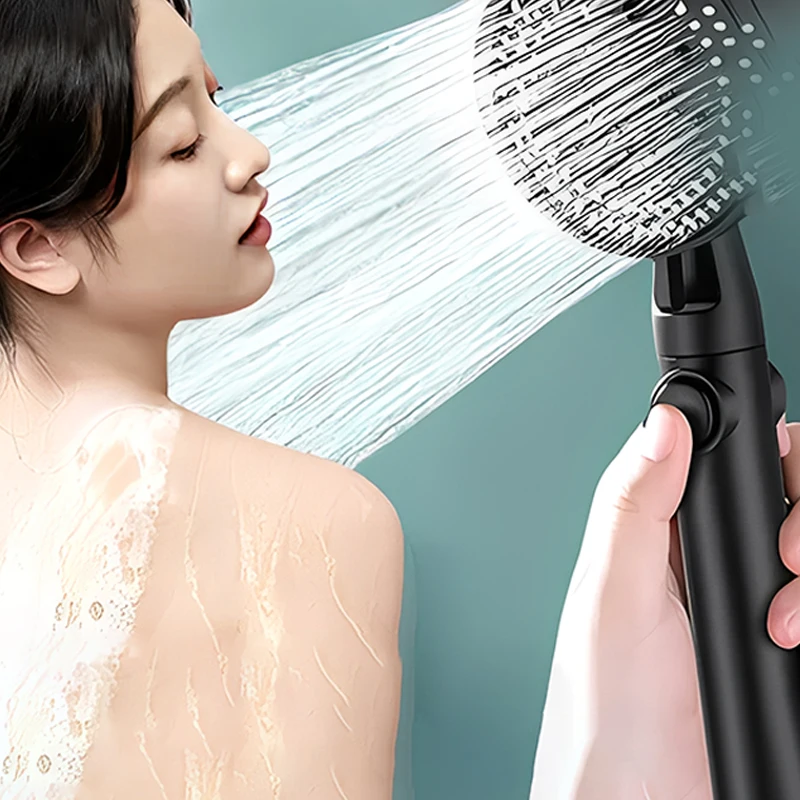 

Набор для душа: насадка-усилитель напора, ручная лейка и держатель для душевой лейки