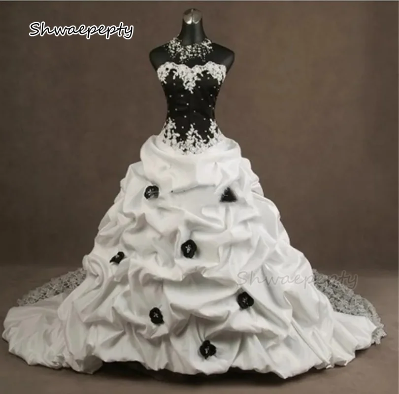 

Vintage Black And White Wedding Dresses Ruched Satin And Lace Gothic Bridal Gown Beaded Sweetheart Neck Retro Customized Vestido