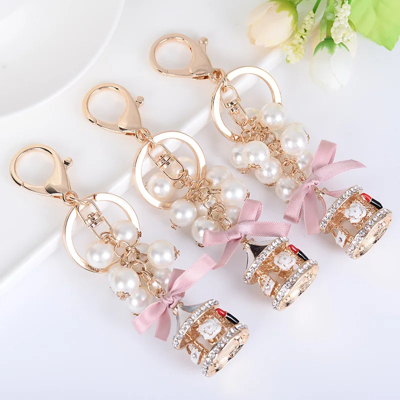 Carousel Imitation Pearls Key Chains Female String Bag Charms Pendant Exquisite Small Gift Vintage Jewelry Wholesale