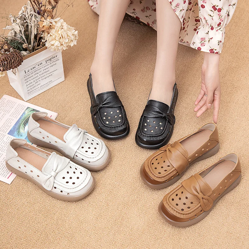 Four Seasons Soft Sole Shallow Mouth Pregnant Women's Anti slip Flat Bottom Genuine Leather Women's Single Shoes Mom's Shoes