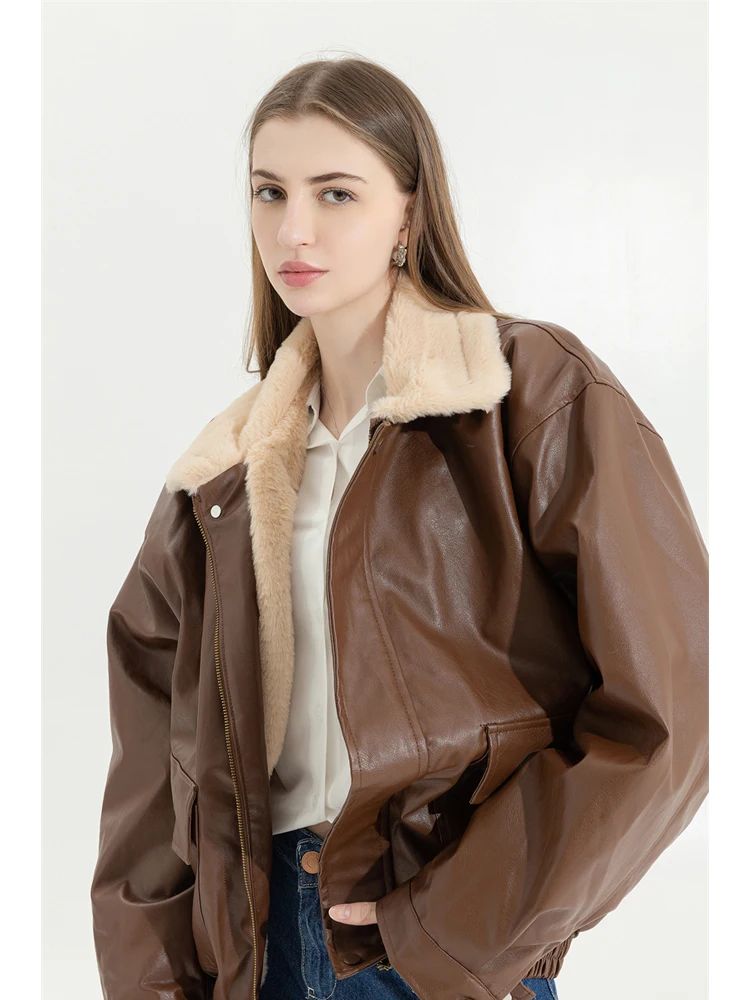 Winter Women\'s Fur Leather Jacket Long Sleeved Loose Warm Lamb Wool Vintage Thickened Locomotive Lapel Female PU Motorcycle Coat