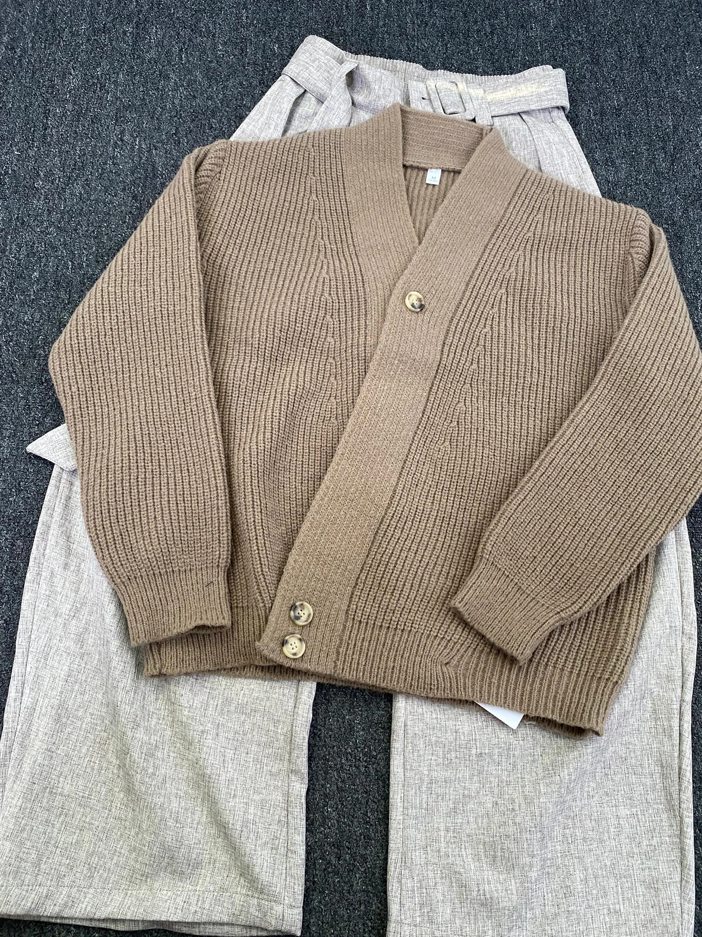 

Мужской вязаный кардиган i Color с V-образным вырезом, свободного кроя, с длинными рукавами, повседневный, осенний, модный, высокого качества, в стиле Lazy Style