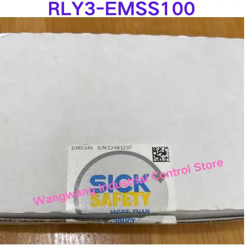 

Brand-new Safety relay RLY3-EMSS100 item number 1085345