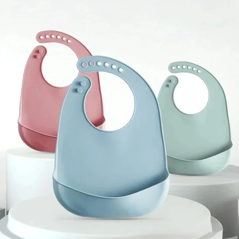 1/2Pcs Baby Bib Adjustable Waterproof Bibs Babies Soft Edible Silicone Newborn Saliva Dripping Towel Drooling Children Scarf