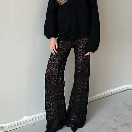 Vrouwen sexy pure zwarte kanten broek chique veelzijdige wijde pijpen lange broek nieuwe mode uitlopende broek 2026 trendy Y2k hoge streetwear