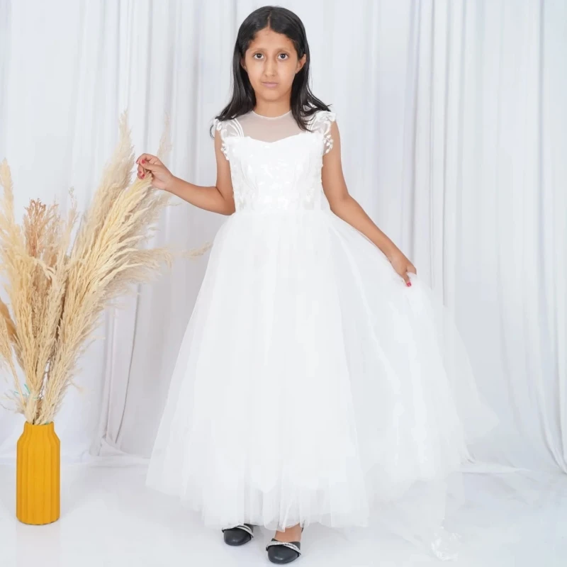 

Flower Girl Dresses White Tulle Appliques Bow And Tailing Sleeveless For Wedding Birthday Party Banquet First Communion Gowns