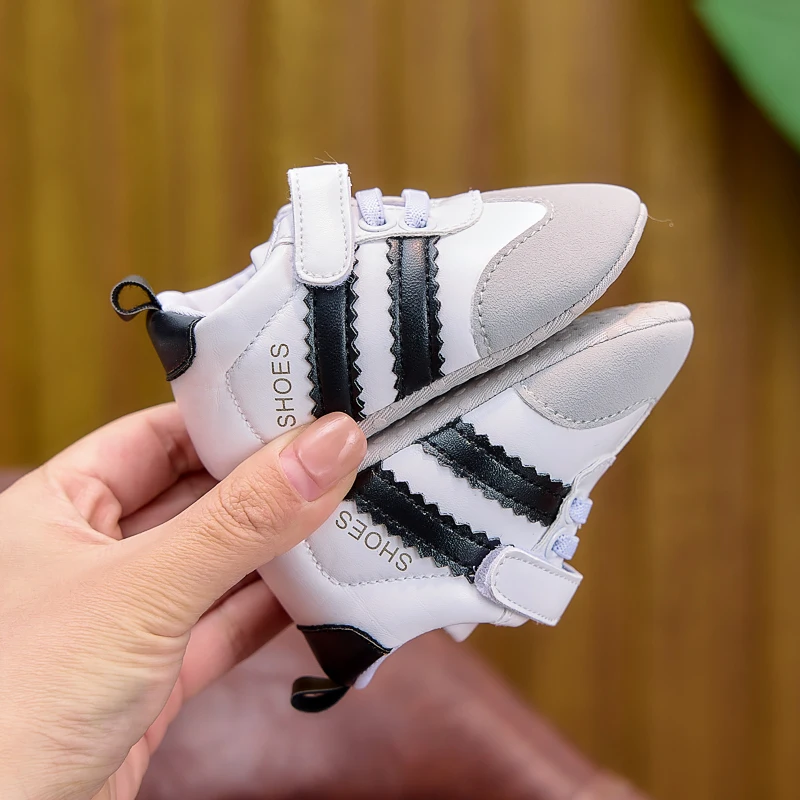 Frühlings- und Herbst-Babyschuhe, farblich abgesetzte, gestreifte Babyschuhe mit Klettverschluss, Lauflernschuhe mit weicher Sohle für Neugeborene, 0–12 Monate, Schuhe für Jungen und Mädchen – Detail 5