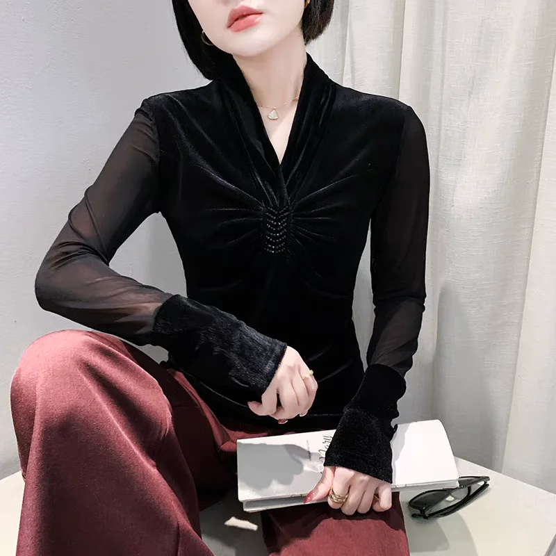 Nuovo Autunno Sexy Con Scollo A V T-Shirt di Velluto delle Donne Vestiti di Modo A Maniche Lunghe Fatte A Mano Che Borda Magliette Elegante Vintage